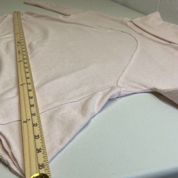 Free People Cozy Time Funnel Slouchy Top Baby Pink Barbie We The Free XS RRP $88 - Picture 14 of 16